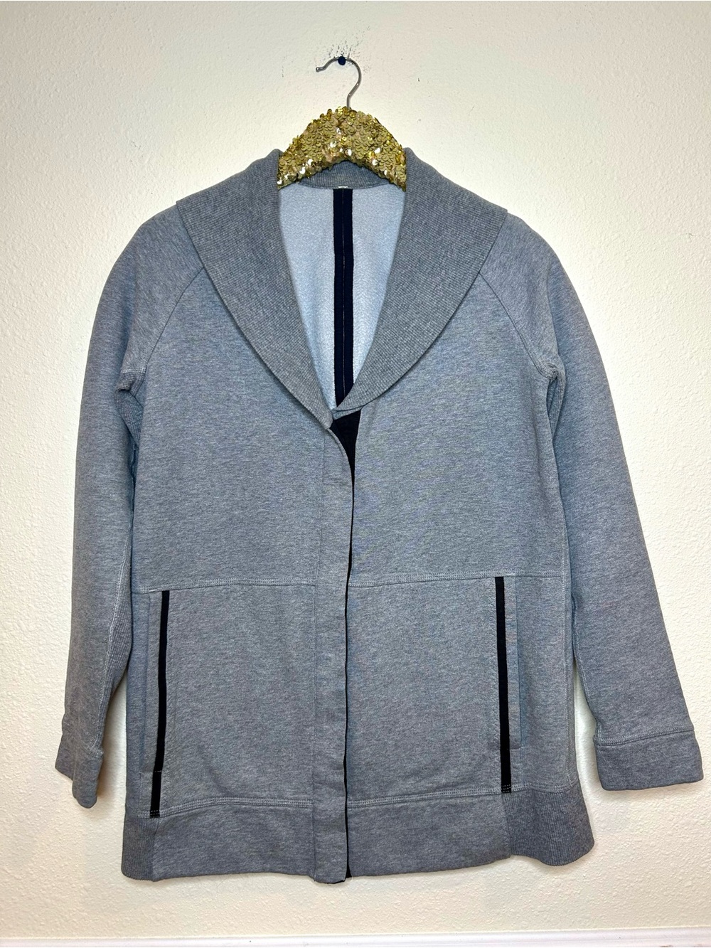 Lululemon Yin To My Yang Shawl Collar Snap Cardigan 8